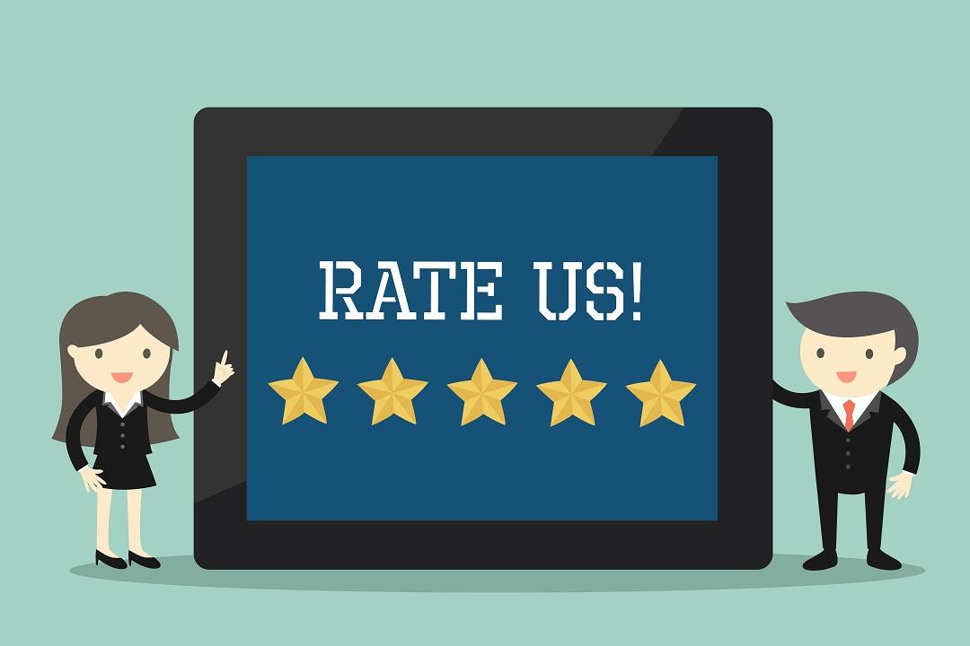 e-reputation-entreprise-tablette-avis-note-etoiles