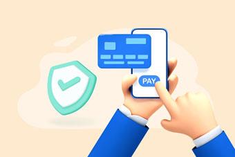Illustration 3D d'un paiement mobile sécurisé montrant une main appuyant sur un bouton 'PAY', une carte bancaire bleue et un bouclier de protection vert avec coche, sur fond beige clair