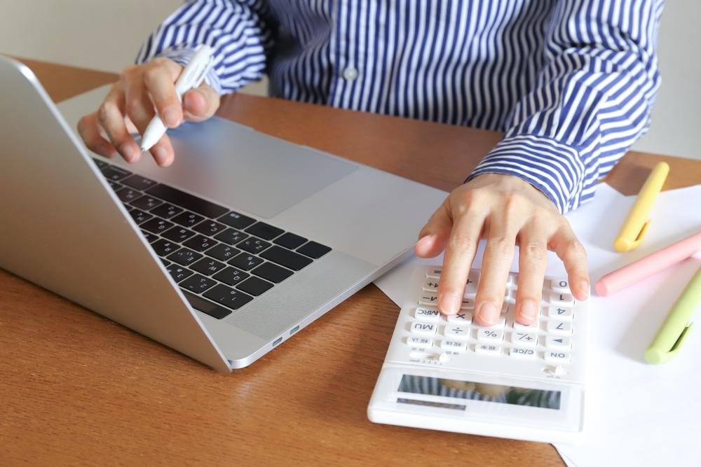 Combien coûte vraiment Plus que pro ? Le calcul honnête